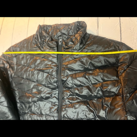 Wherever you go , keep easier jacket to carry ! - Picture 2 of 9